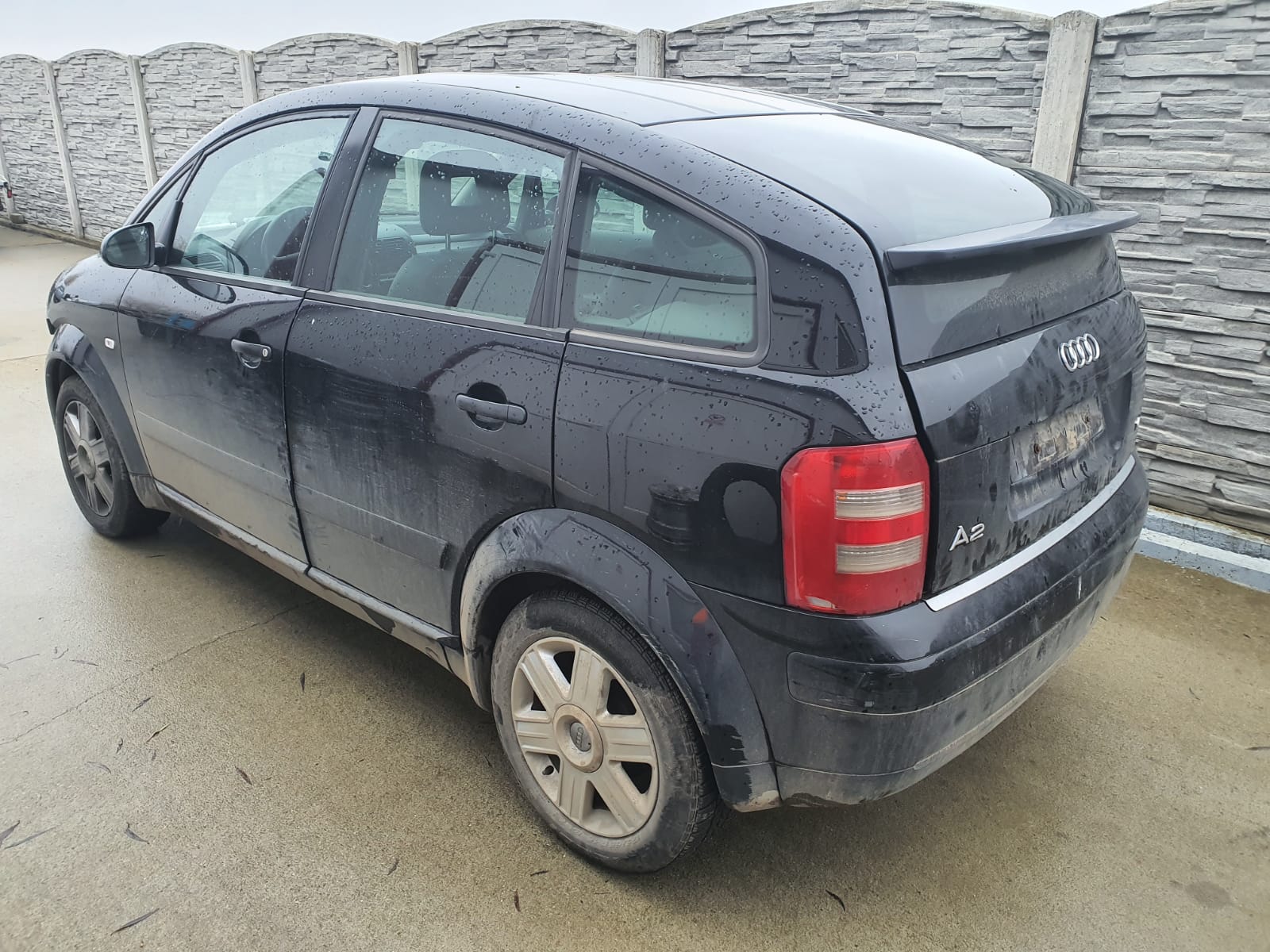 Dezmembram AUDI A2 motorizare 1.4 benzina, cod motor AUA, an fabricatie 2002.